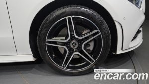 Mercedes-Benz CLA-Class CLA250 4MATIC 2021 года из Южной Кореи