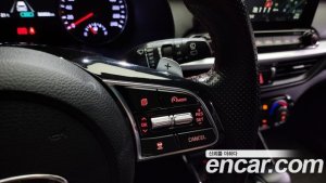 Kia K3 5Door GT Plus 2020 года из Южной Кореи