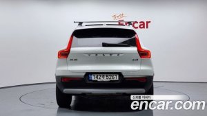 Volvo XC40 B4 Inscription 2021 года из Южной Кореи