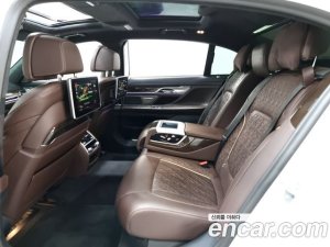 BMW 7-Series 740Li xDrive Design Pure Excellence 2021 года из Южной Кореи