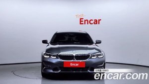 BMW 3-Series 320i Touring Luxury 2021 года из Южной Кореи