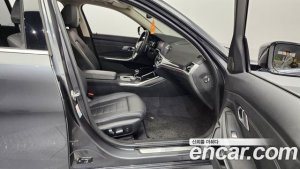 BMW 3-Series 320i Touring Luxury 2021 года из Южной Кореи
