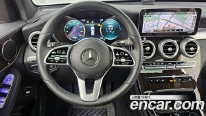 Mercedes-Benz GLC-Class GLC300 4MATIC 2020 года из Южной Кореи