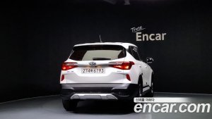 Kia Seltos Бензин 1.6 Turbo 2WD 2022 года из Южной Кореи