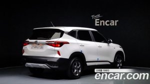 Kia Seltos Бензин 1.6 Turbo 2WD 2022 года из Южной Кореи