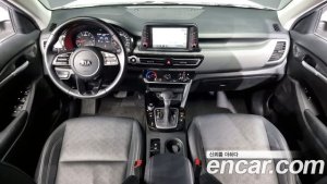 Kia Seltos Бензин 1.6 Turbo 2WD 2022 года из Южной Кореи