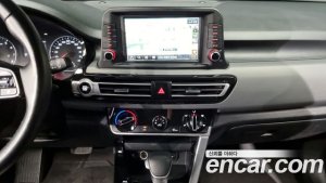 Kia Seltos Бензин 1.6 Turbo 2WD 2022 года из Южной Кореи
