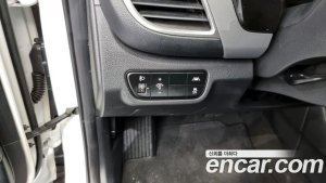 Kia Seltos Бензин 1.6 Turbo 2WD 2022 года из Южной Кореи