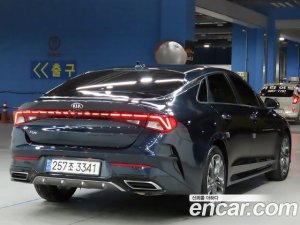 Kia K5 2.0 2021 года из Южной Кореи