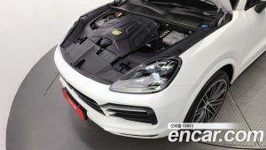 Porsche Cayenne 3.0 2020 года из Южной Кореи