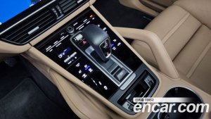 Porsche Cayenne 3.0 2020 года из Южной Кореи