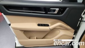 Porsche Cayenne 3.0 2020 года из Южной Кореи
