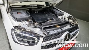 Mercedes-Benz GLC-Class GLC300 4MATIC Premium 2020 года из Южной Кореи