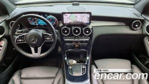 Mercedes-Benz GLC-Class GLC300 4MATIC Premium 2020 года из Южной Кореи