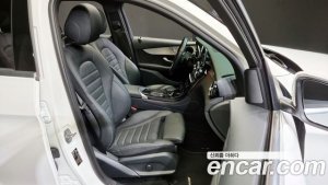 Mercedes-Benz GLC-Class GLC300 4MATIC Premium 2020 года из Южной Кореи