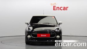 Mini Cooper DEFAULT 2020 года из Южной Кореи
