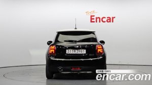 Mini Cooper DEFAULT 2020 года из Южной Кореи