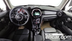 Mini Cooper DEFAULT 2020 года из Южной Кореи
