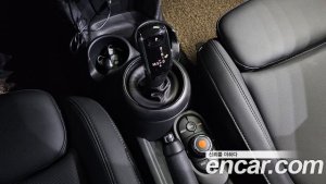 Mini Cooper DEFAULT 2020 года из Южной Кореи