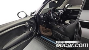 Mini Cooper DEFAULT 2020 года из Южной Кореи