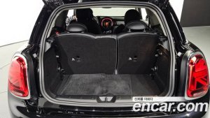 Mini Cooper DEFAULT 2020 года из Южной Кореи