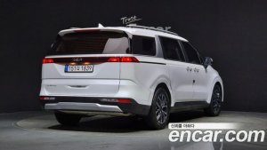 Kia Carnival 9-Seater Prestige 2022 года из Южной Кореи