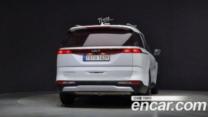 Kia Carnival 9-Seater Prestige 2022 года из Южной Кореи