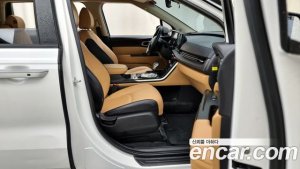 Kia Carnival 9-Seater Prestige 2022 года из Южной Кореи