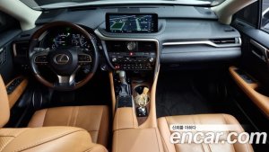 Lexus RX Executive 2021 года из Южной Кореи