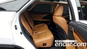 Lexus RX Executive 2021 года из Южной Кореи