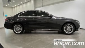 Mercedes-Benz E-Class E220d 4MATIC Exclusive 2021 года из Южной Кореи