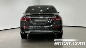 Mercedes-Benz E-Class E220d 4MATIC Exclusive 2021 года из Южной Кореи