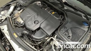 Mercedes-Benz E-Class E220d 4MATIC Exclusive 2021 года из Южной Кореи