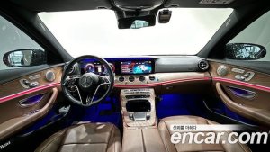 Mercedes-Benz E-Class E220d 4MATIC Exclusive 2021 года из Южной Кореи
