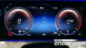 Mercedes-Benz E-Class E220d 4MATIC Exclusive 2021 года из Южной Кореи
