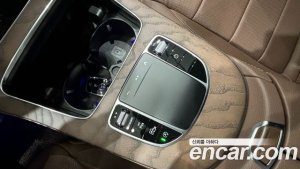 Mercedes-Benz E-Class E220d 4MATIC Exclusive 2021 года из Южной Кореи