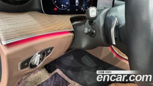 Mercedes-Benz E-Class E220d 4MATIC Exclusive 2021 года из Южной Кореи
