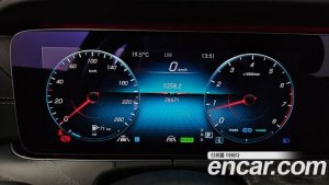 Mercedes-Benz E-Class E350 4MATIC AMG Line Edition 2021 года из Южной Кореи