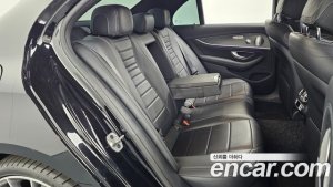 Mercedes-Benz E-Class E350 4MATIC AMG Line Edition 2021 года из Южной Кореи
