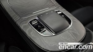 Mercedes-Benz E-Class E350 4MATIC AMG Line Edition 2021 года из Южной Кореи