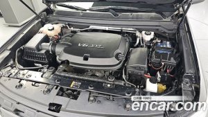 ChevroletGMDaewoo Colorado 3.6 Z71-X Midnight 4WD 2021 года из Южной Кореи