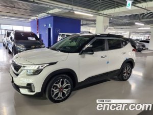 Kia Seltos Дизель 1.6 2WD 2020 года из Южной Кореи
