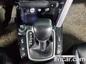 Kia Seltos Дизель 1.6 2WD 2020 года из Южной Кореи