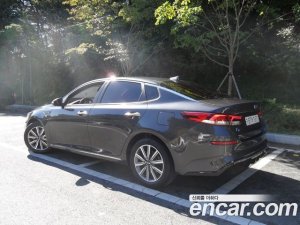 Kia K5 2.0 2020 года из Южной Кореи