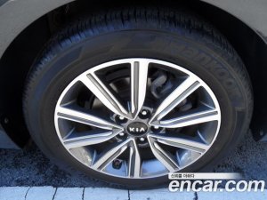 Kia K5 2.0 2020 года из Южной Кореи