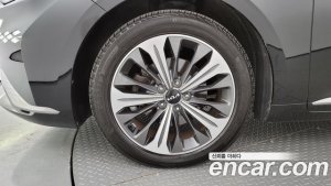 Kia K8 Signature 2022 года из Южной Кореи