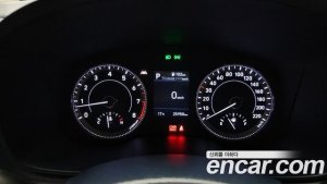 Hyundai Venue 1.6 Flux 2021 года из Южной Кореи