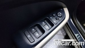 Hyundai Venue 1.6 Flux 2021 года из Южной Кореи