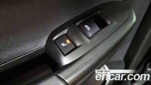 ChevroletGMDaewoo Trailblazer 1.3 Turbo 2WD 2022 года из Южной Кореи