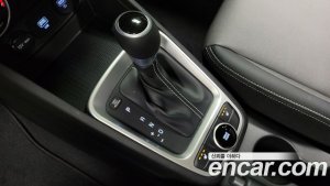 Hyundai Venue 1.6 Smart 2021 года из Южной Кореи